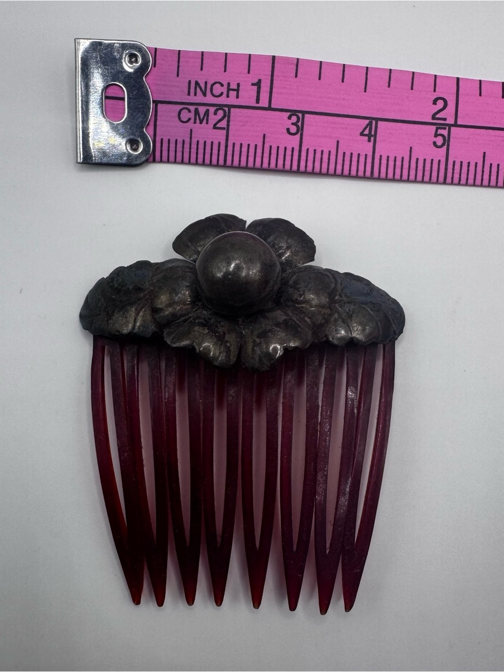Set Of 2 Art Nouveau Era Hair Combs Celluloid Teeth Metal Floral Tops - Picture 9 of 9